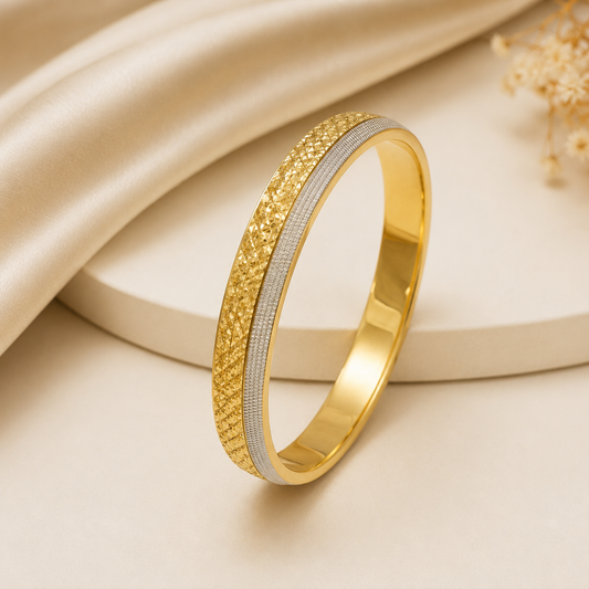 Majestic Gold Finish Men’s Kada✨