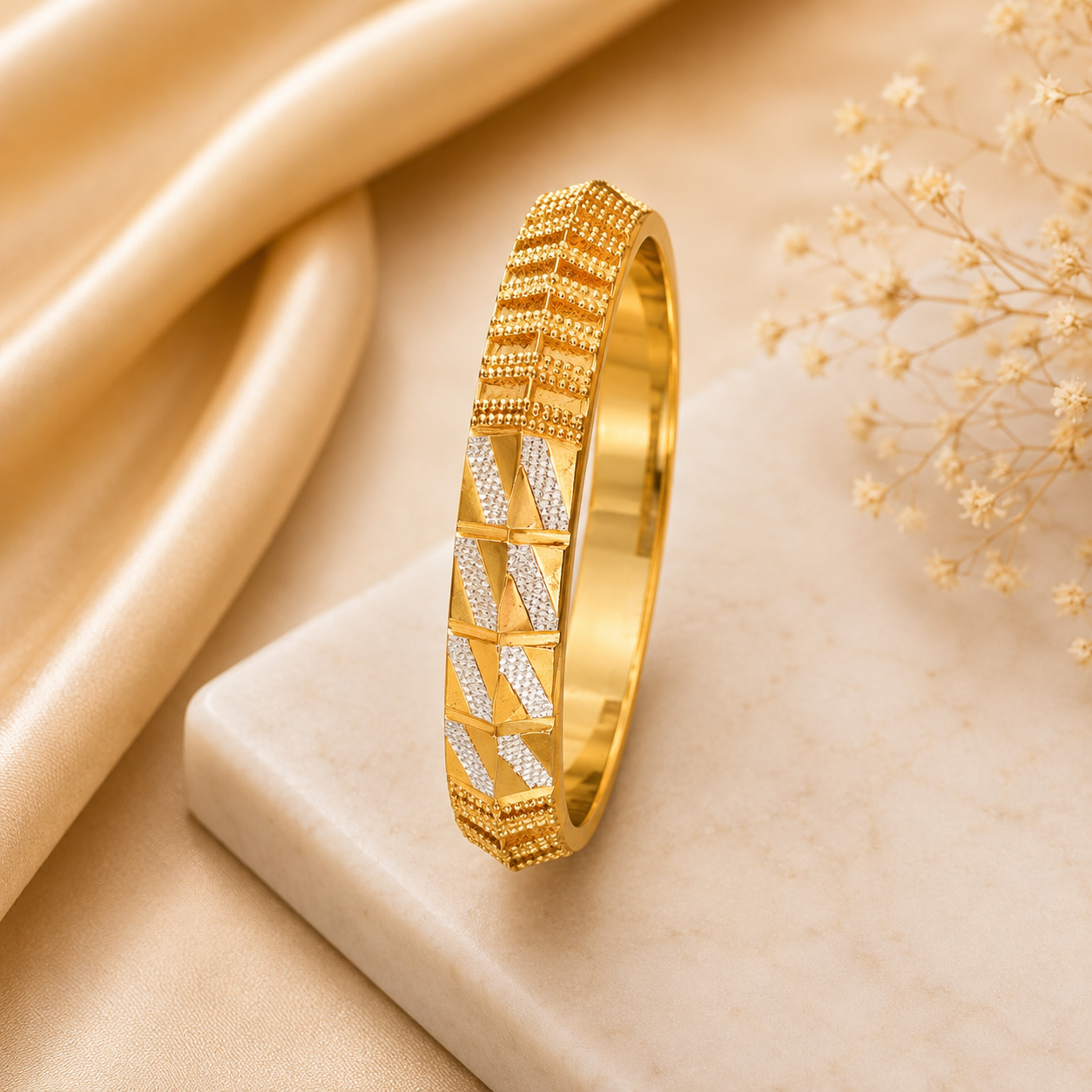 Luxury Men’s Gold Finish Kada✨