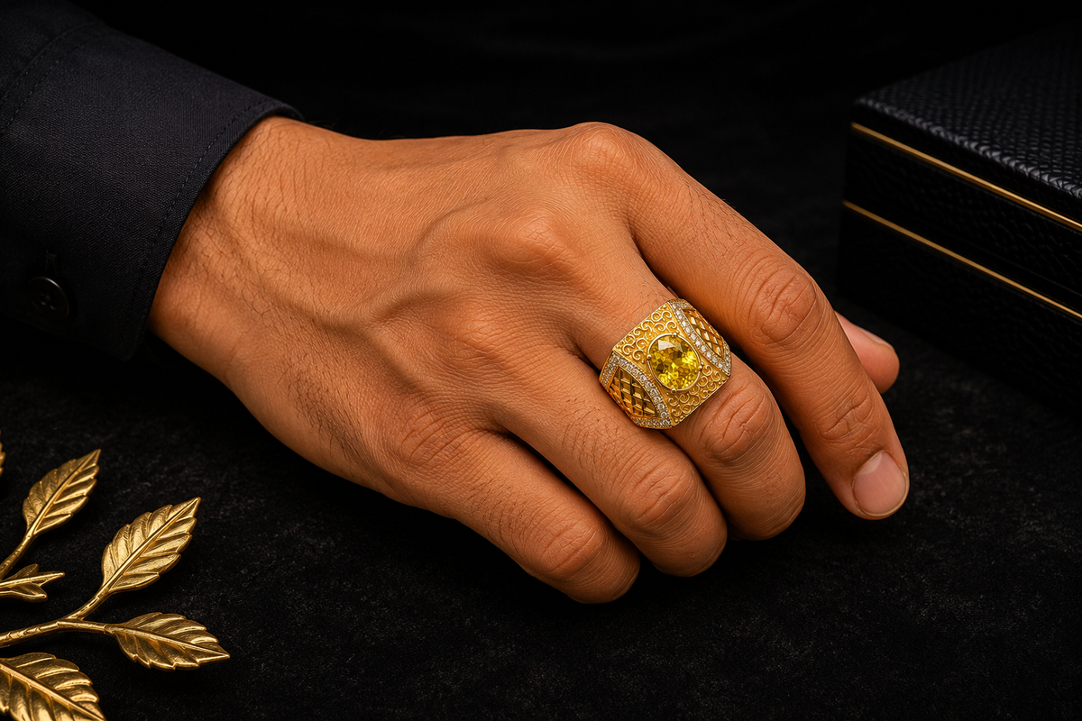 Holding the ring on a male handβ π πβ‘οΈ