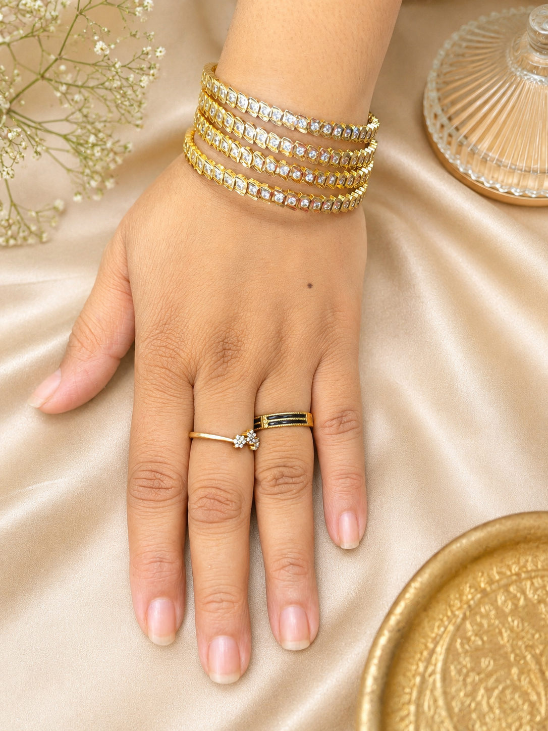  5 metal  bangles with Gold foiling✨💗