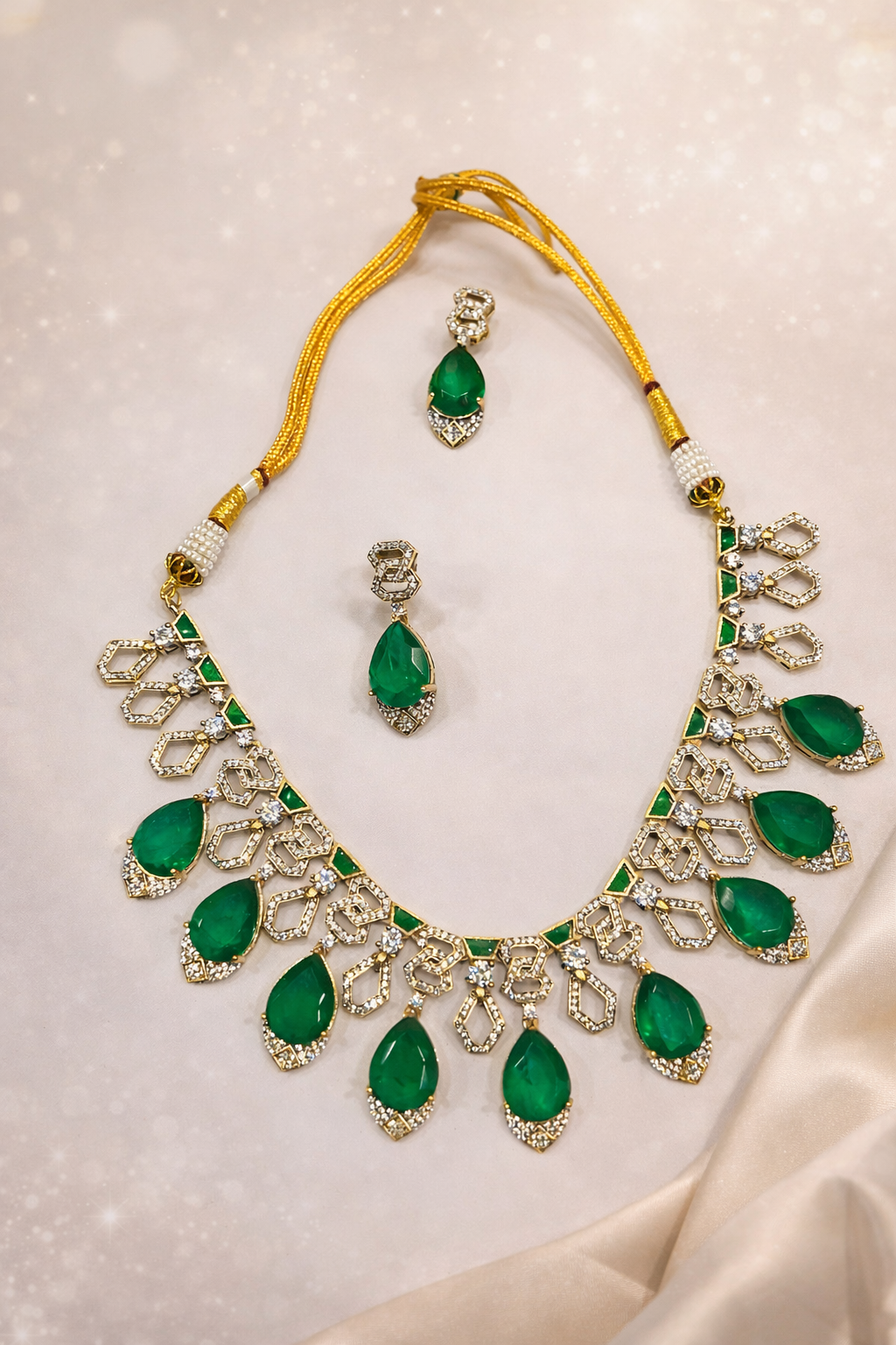 Mossinite nd emerald set high quality set