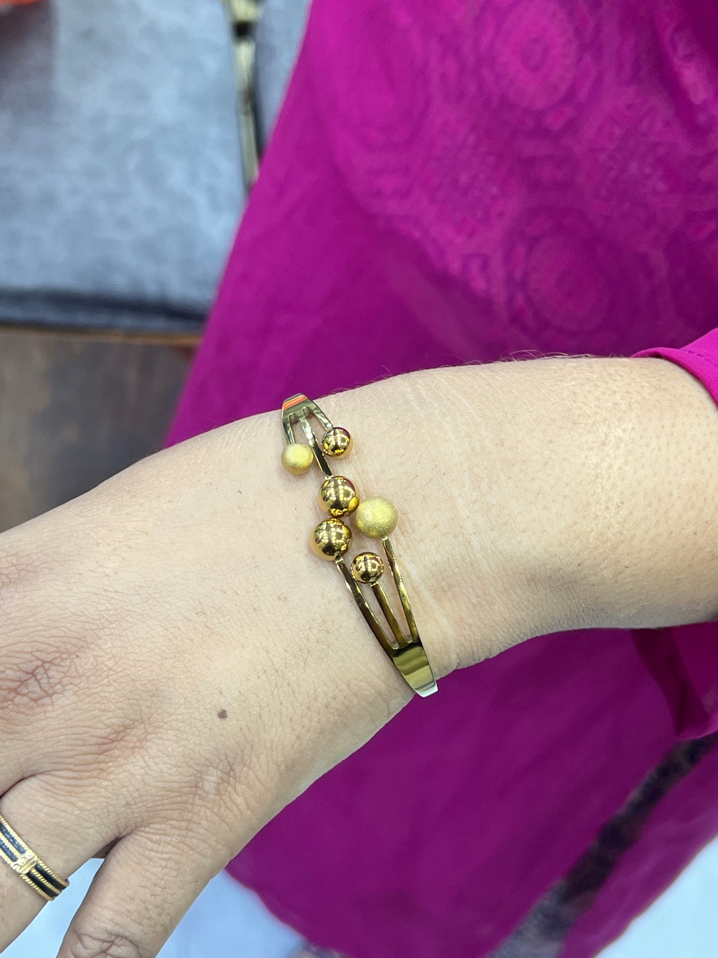 Anti tarnished bubble kada
