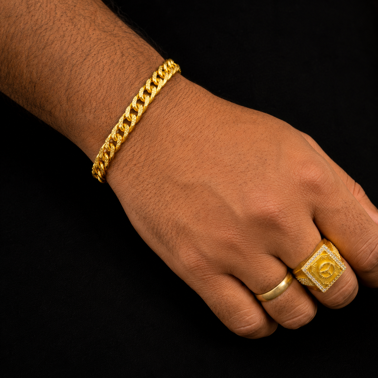 Timeless Bracelet. Modern Attitude