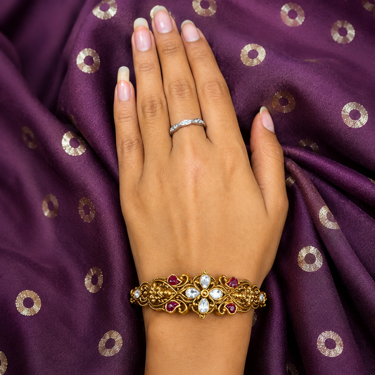 💖 “A royal touch for every graceful hand.”