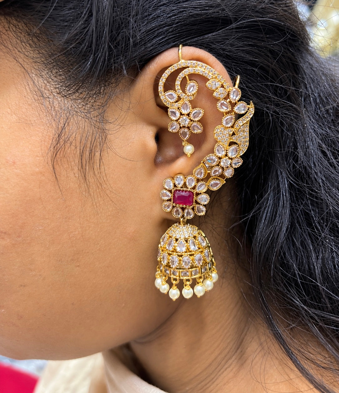 The Emerald Cascade – Designer Ear Cuff 😇🤗