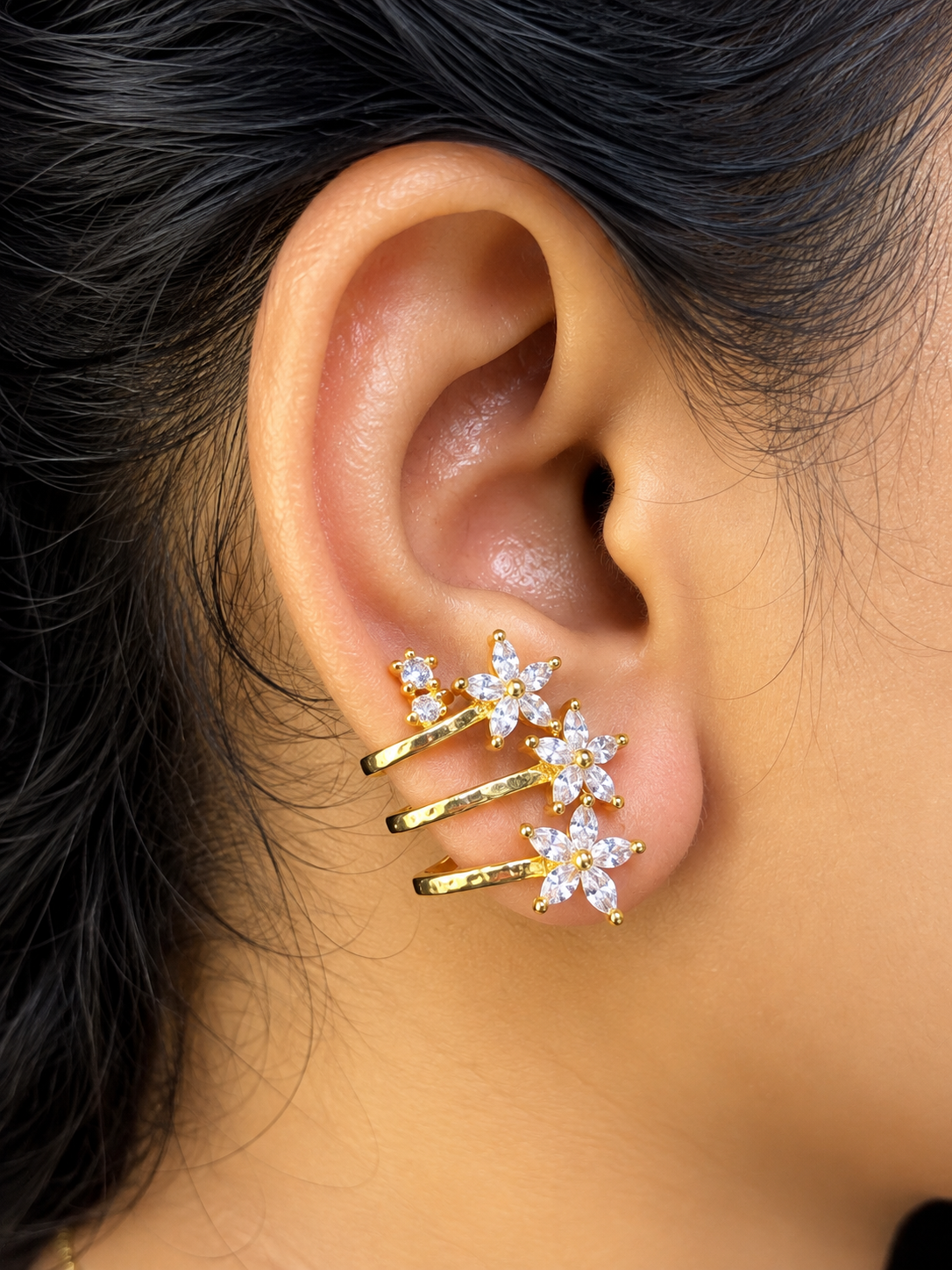 ✨ Trending Samantha Style Flower Ear cuff