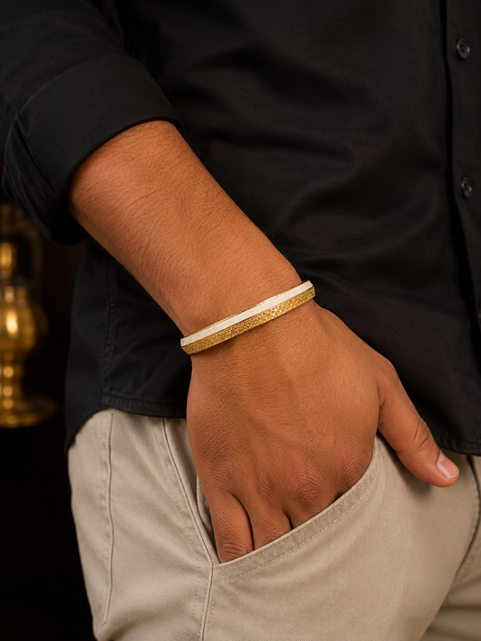 Majestic Gold Finish Men’s Kada✨