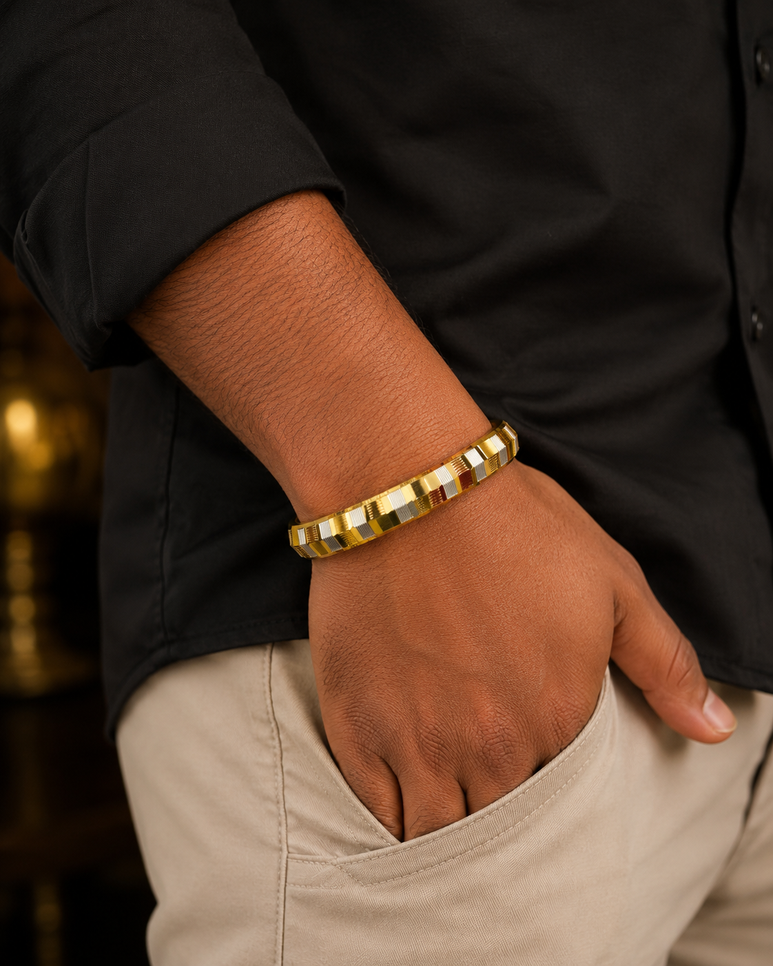 * Royal Mosaic Men’s Gold Kada✨