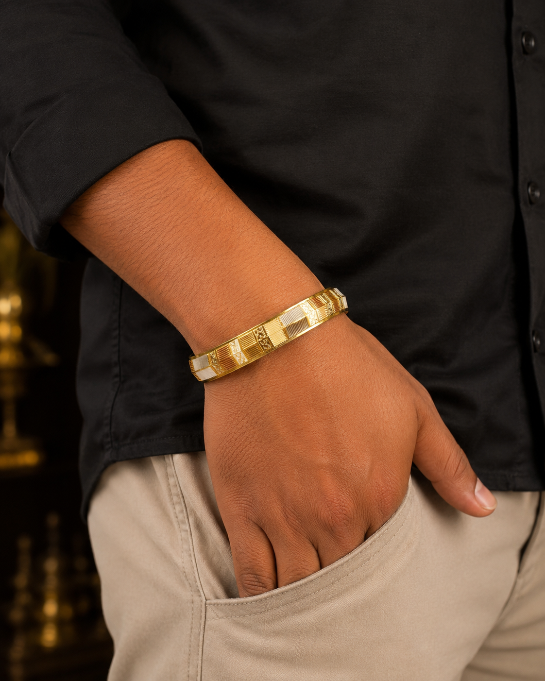 5. Signature Men’s Gold Finish Kada✨
