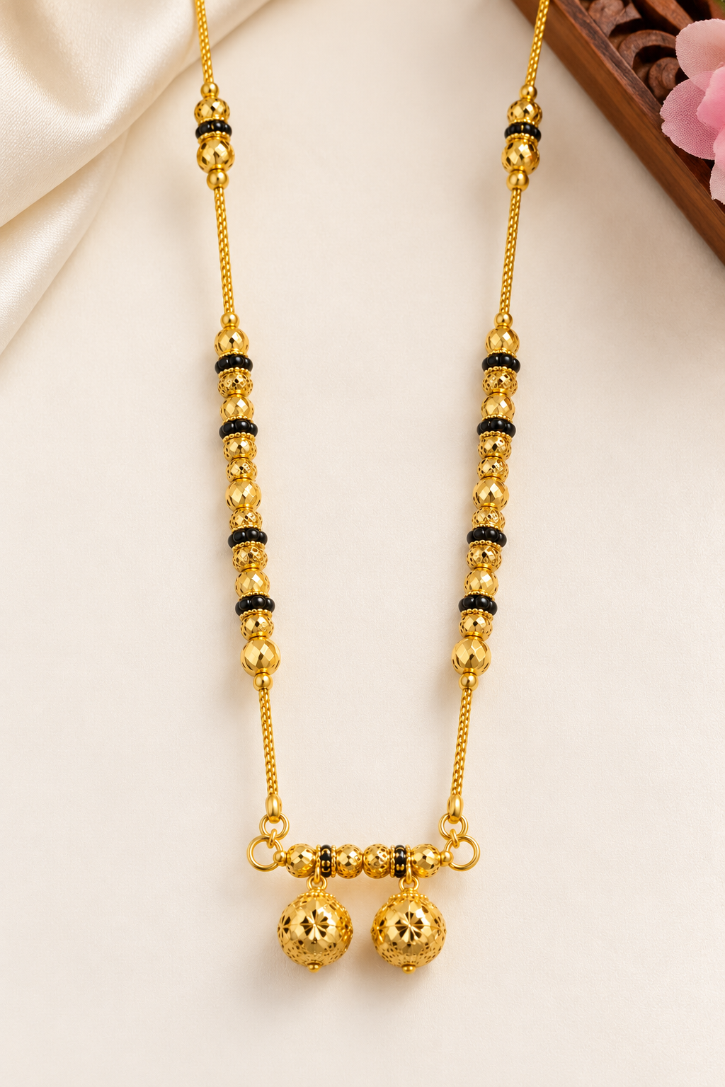 Black Beads – Traditional Beauty, Timeless Elegance ✨