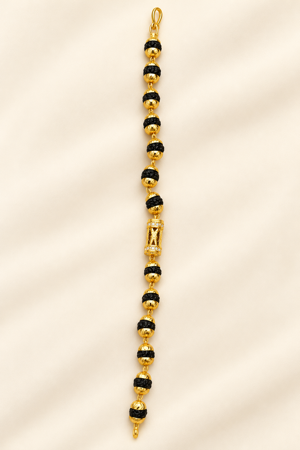 Royal Gold Finish Designer Chain – Free Bracelet Gift 🎁💕✨