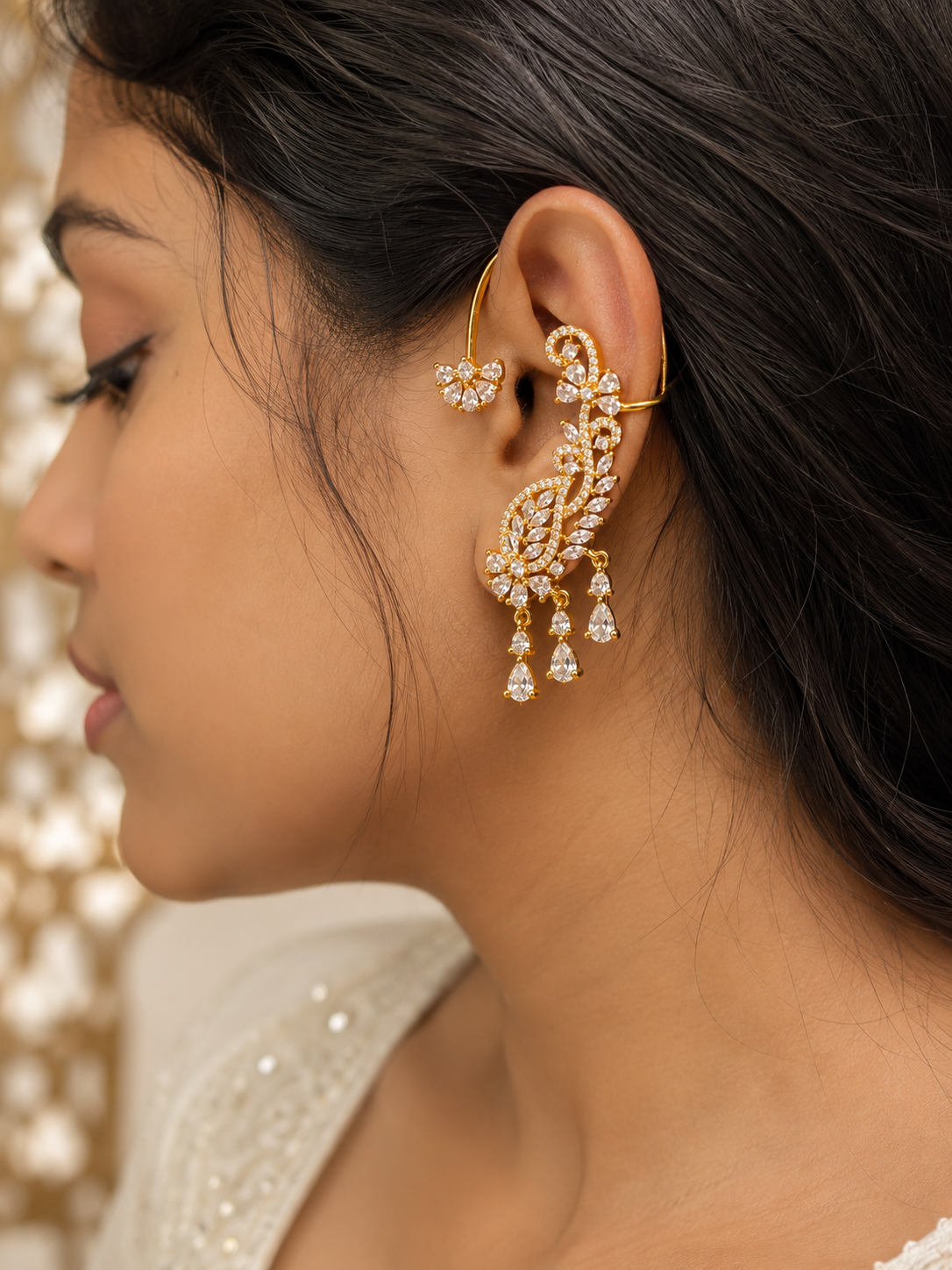 Royal Ear Cuff Elegance ✨