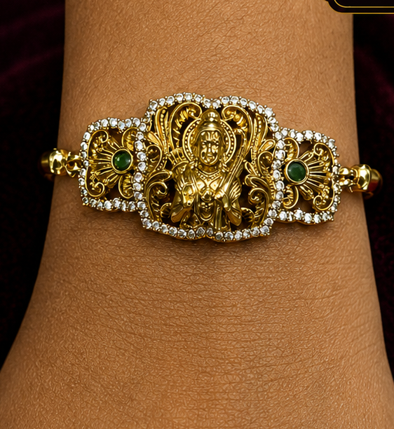 Beautiful band bracelet 🤗💝