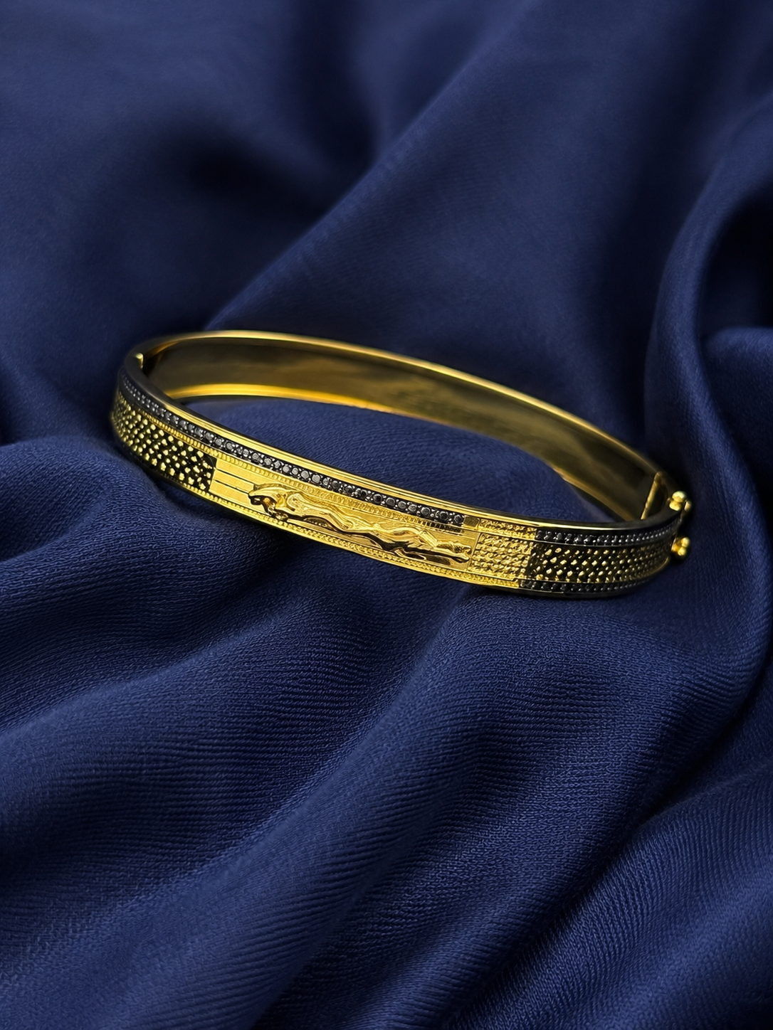 Men’s stylish kada