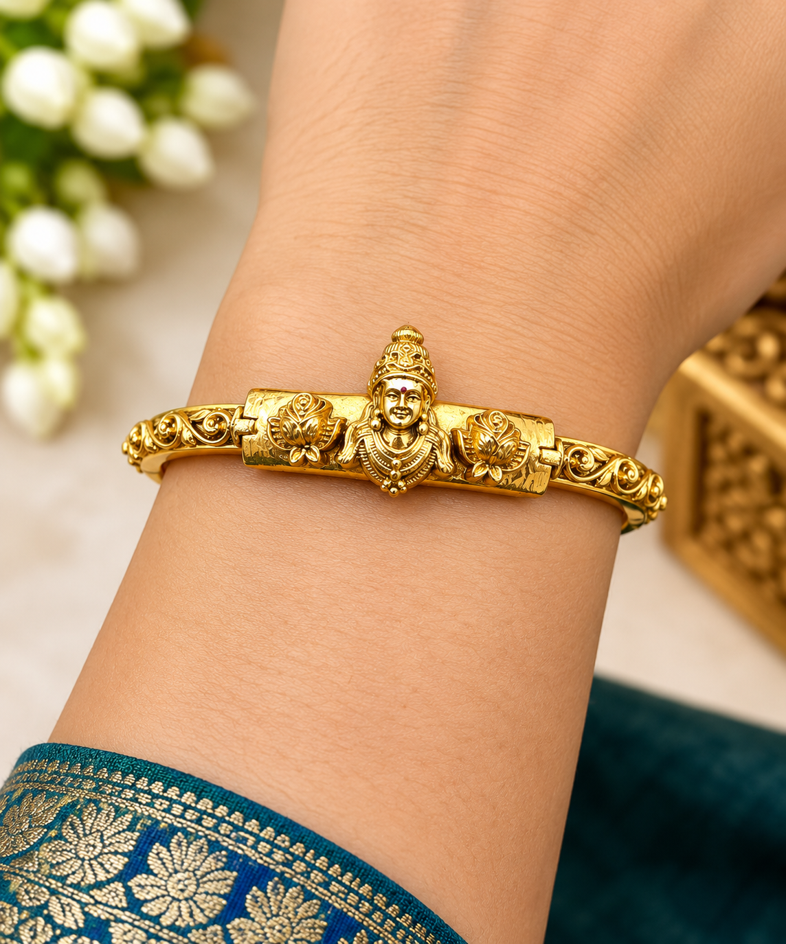 Lakshmi Devi Nakshi Gold Bracelet 💛 ✨