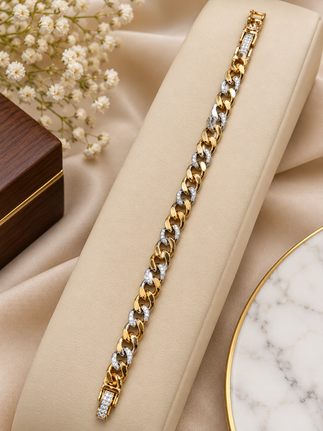 🤩🤗Men’s premium rose gold and GJ stone bracelet ✨🧿