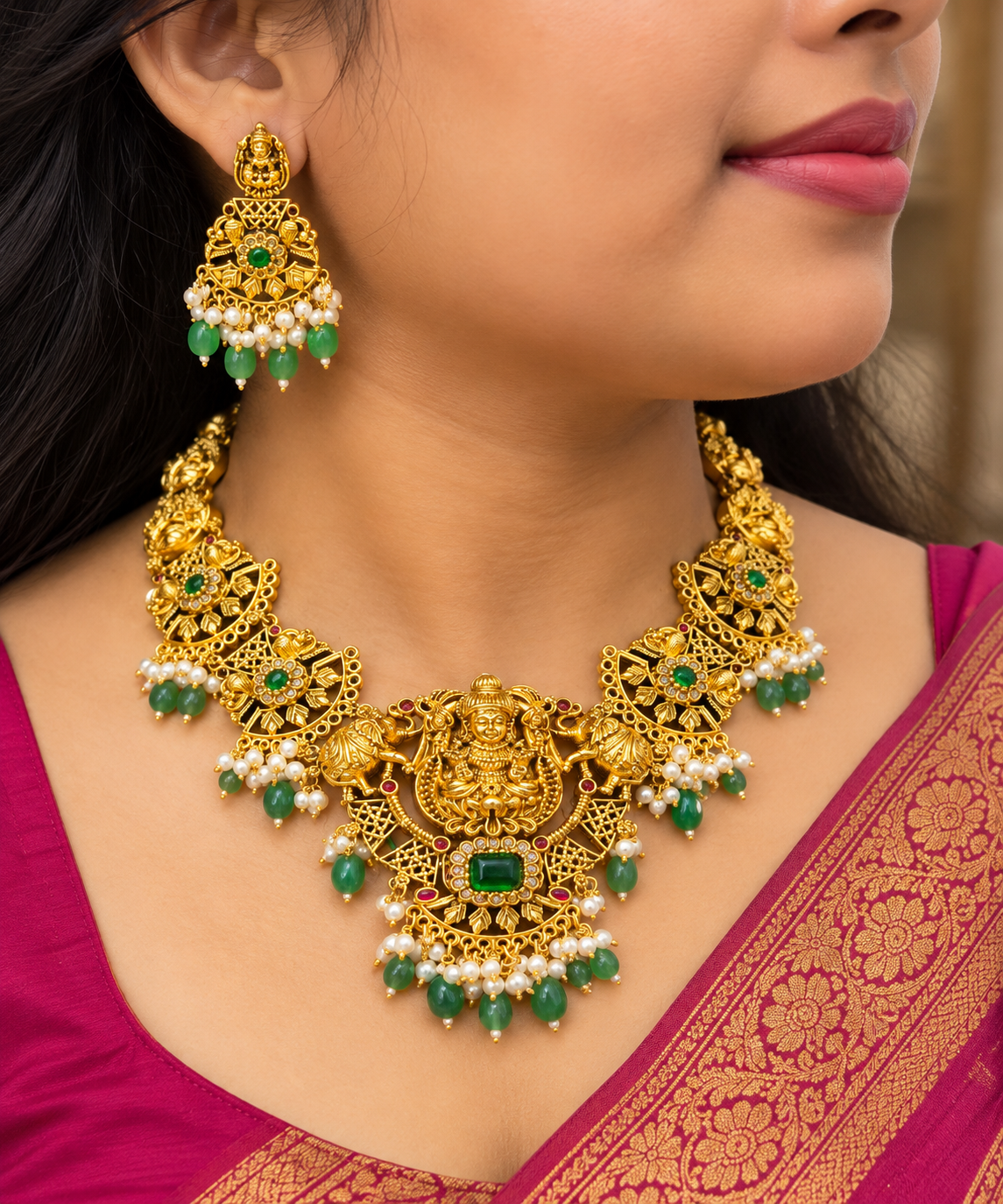 Divine Lakshmi Emerald Temple Jewellery Set 💚✨