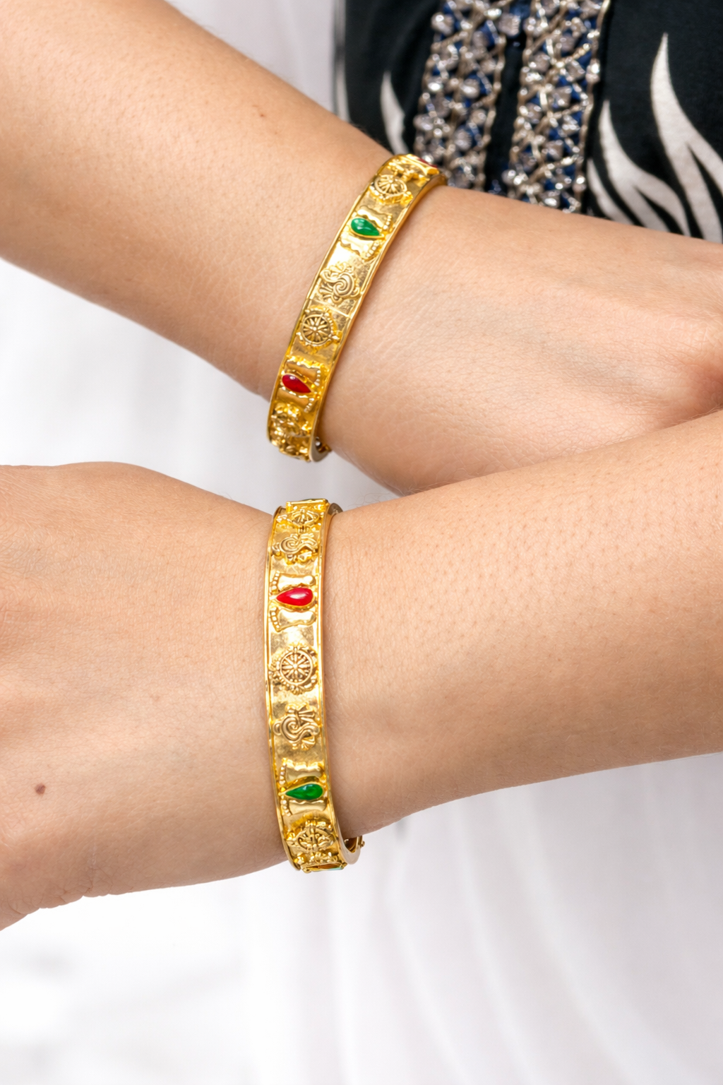 Devotional bangles