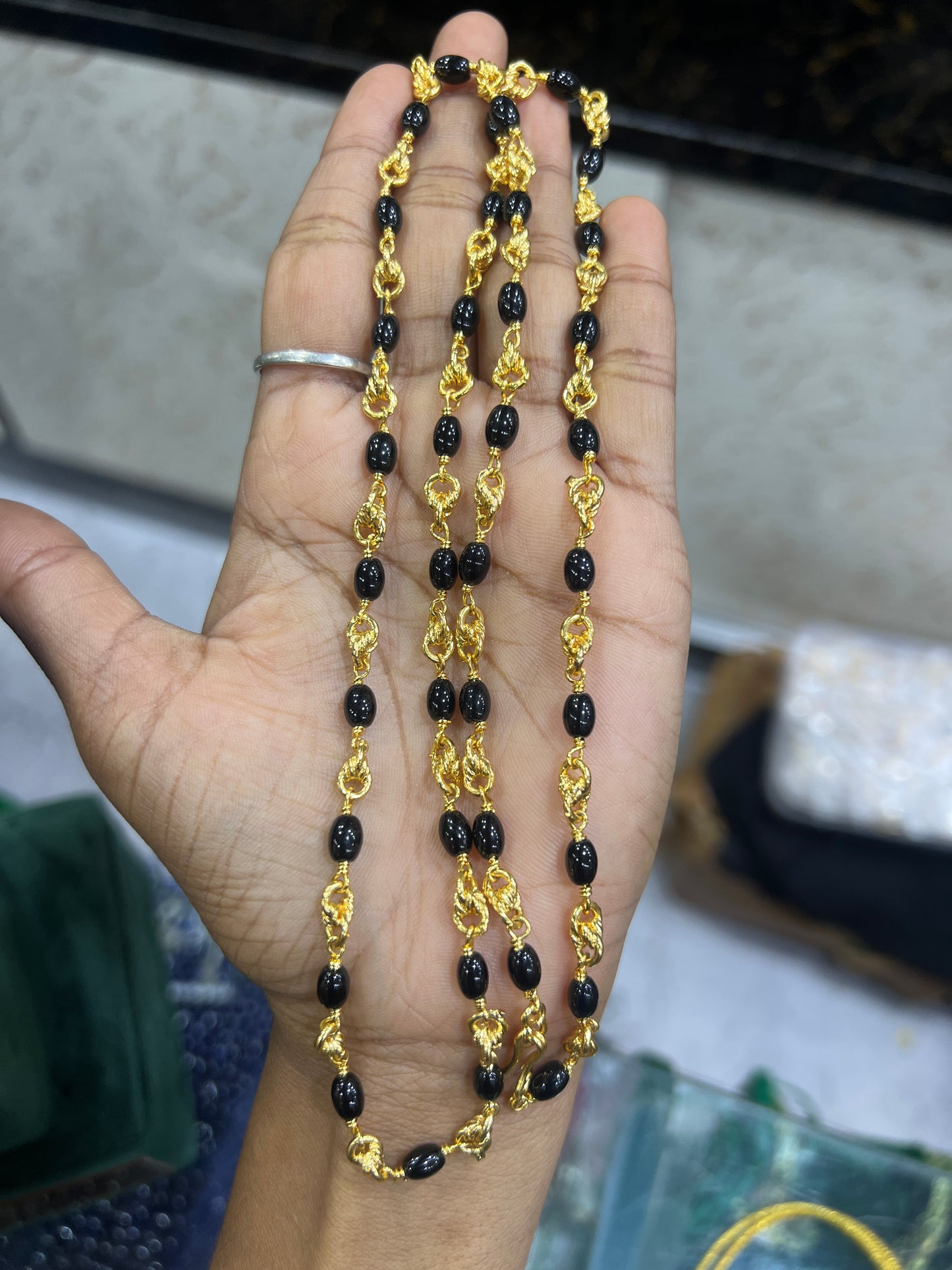 Govadanam Mudi Black Beads Chain