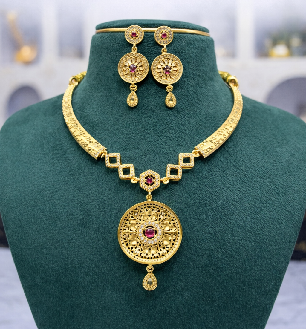 Foaming necklace