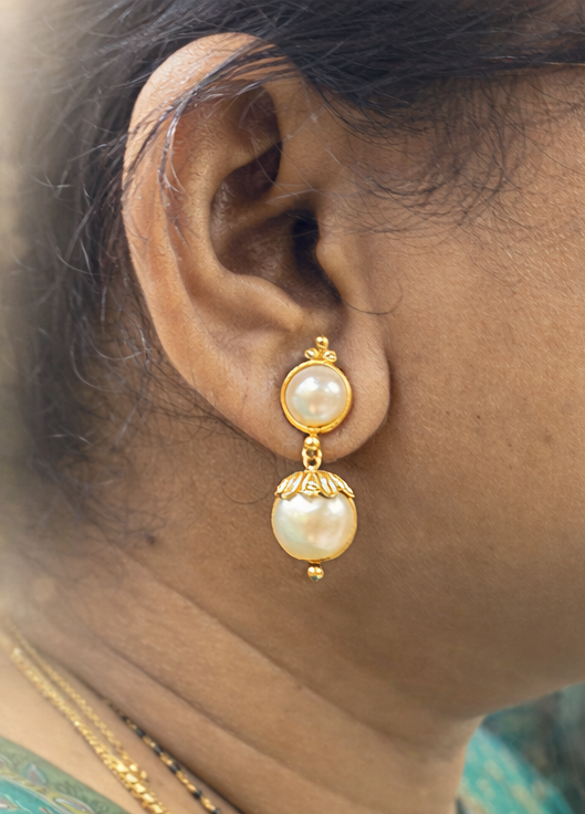 Pearls earrings
