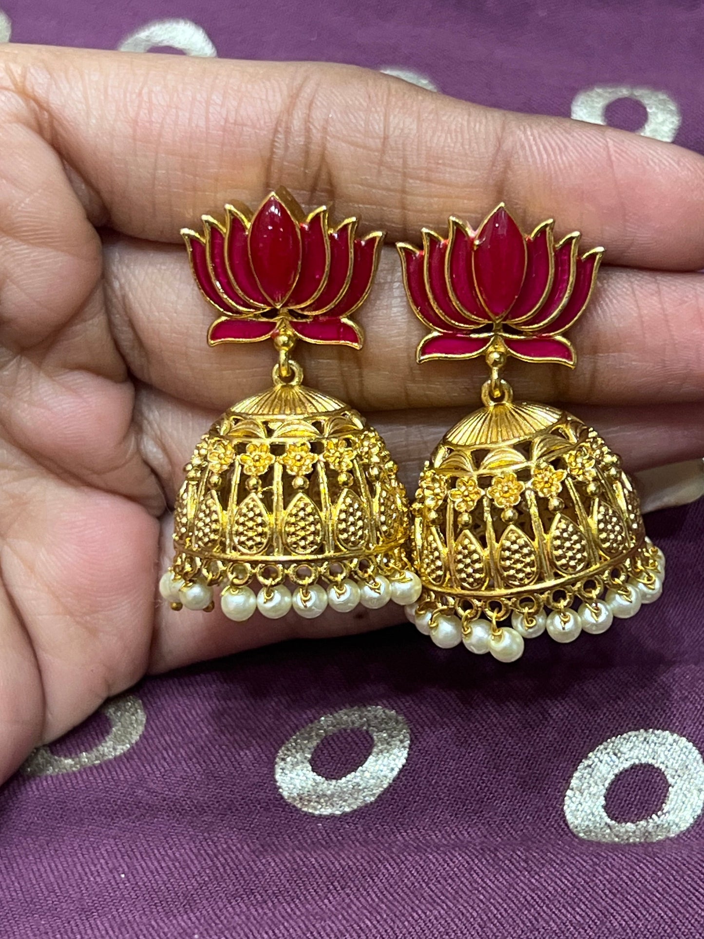 ✨ “Every Jhumka Tells a Story of Grace, Tradition & Timeless Beauty.” ✨