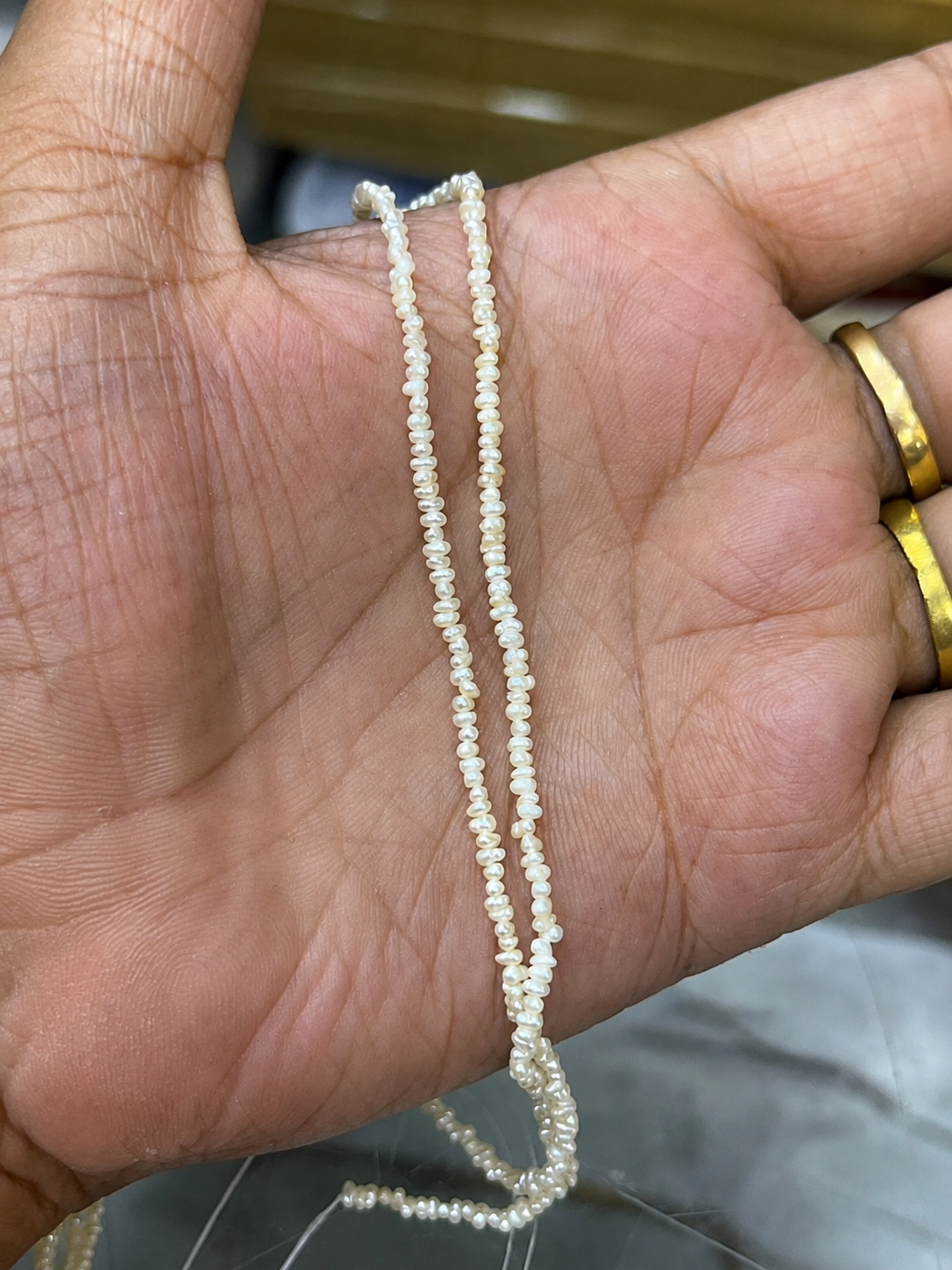 Tiny Size… Royal Shine ✨
Zero Size Pearls 💎