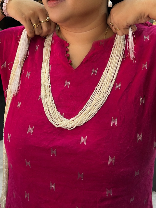 Tiny Size… Royal Shine ✨
Zero Size Pearls 💎