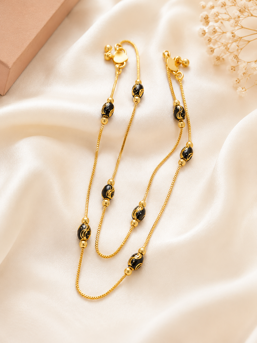 Classic Black Beauty Anklets 10.5 inch
