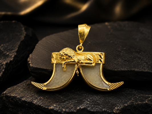 ✨ “A Lion’s Strength, A King’s Style.”tiger nail Pendant 💫