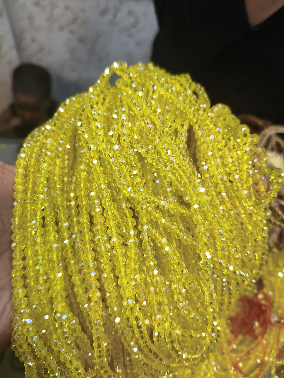 Mattalic lemon yellow crystal